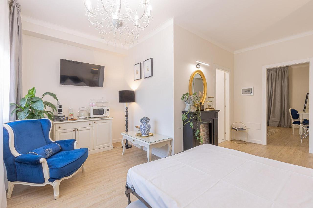 Crys: Apartments, Holiday, Business, Blu Verona Eksteriør bilde