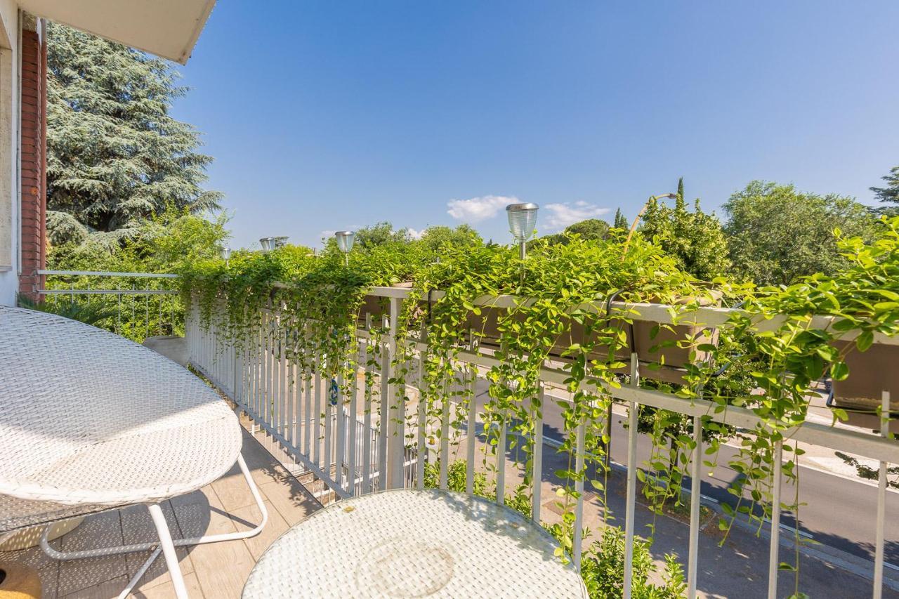 Crys: Apartments, Holiday, Business, Blu Verona Eksteriør bilde